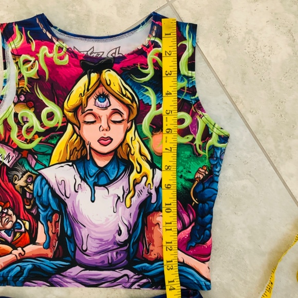 Alice in Wonderland Waz Shop Crop Top & Short Set Size Small Melty Alice Trippy - Picture 6 of 13